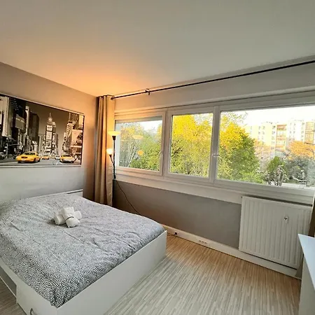 Spacieux Et Moderne - Proche De Paris Apartment Courcouronnes